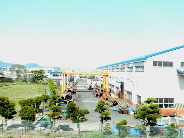 工場の外観